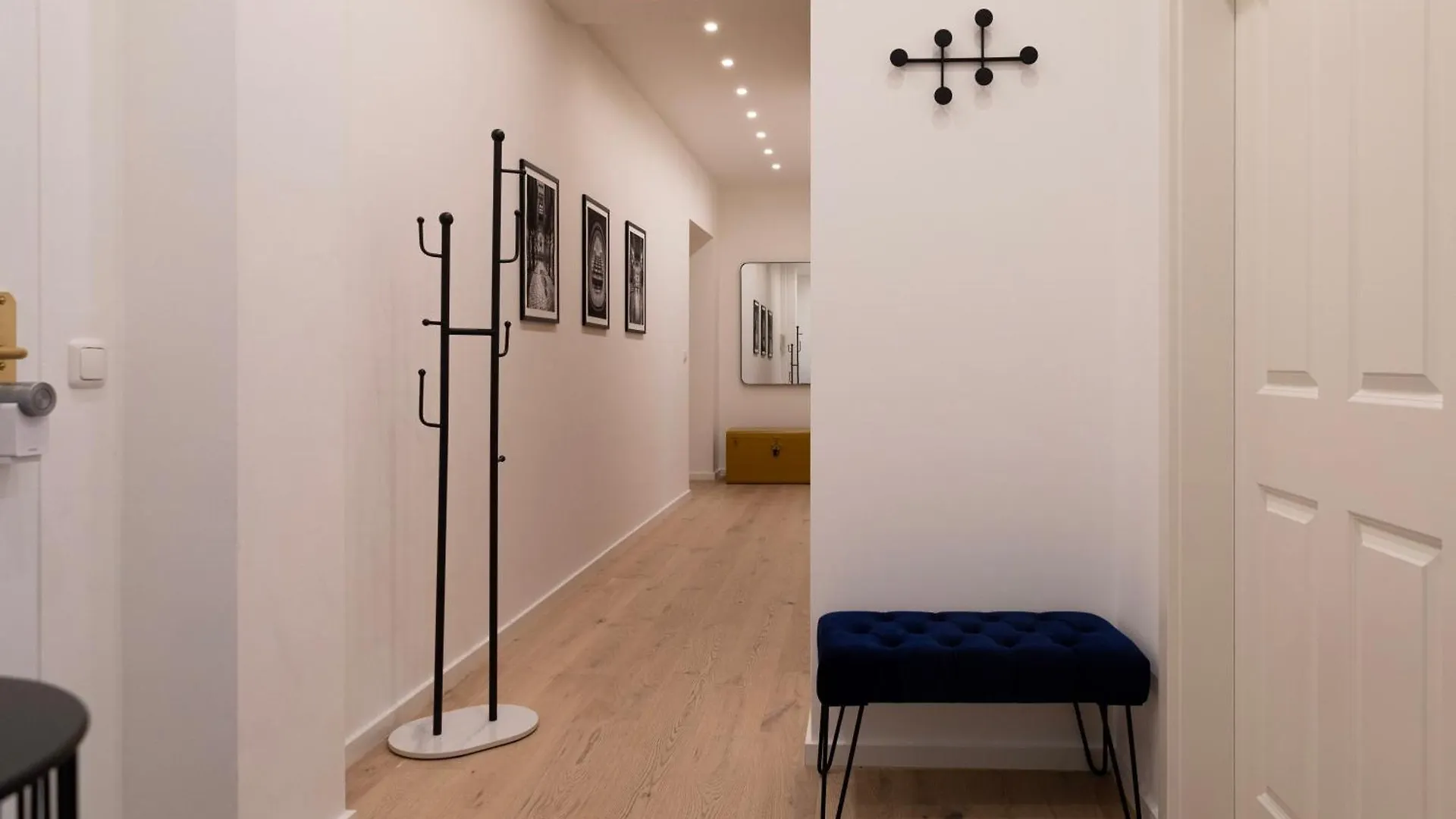 Eleganz Im Herzen Von Schwabing Münih 0*,  Almanya