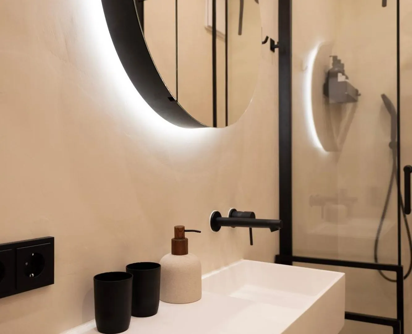 Eleganz Im Herzen Von Schwabing Munich